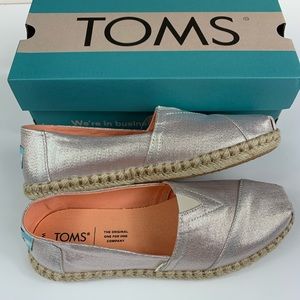 New TOMS with box- pink sparkle